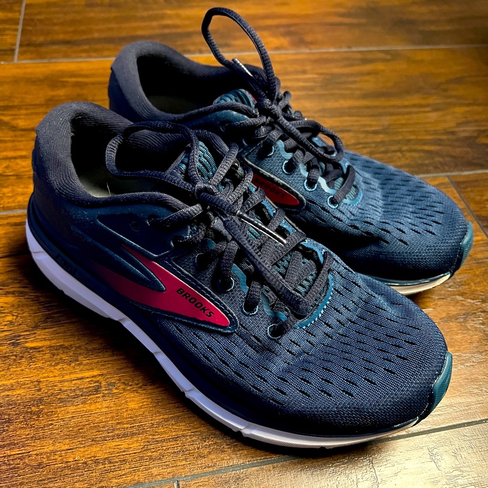 Brooks Dyad 11 Running Shoes Women Size 6.5 Comfortable Blue/Burgundy/White